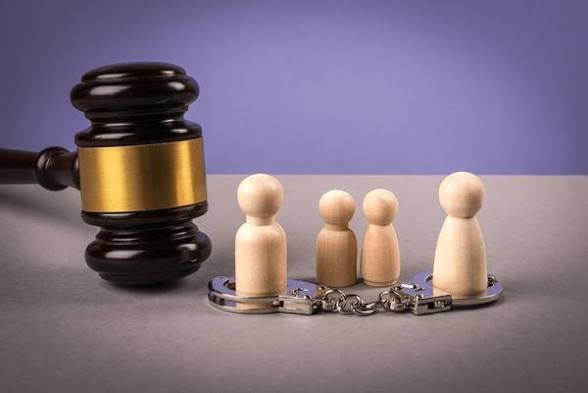 Family law and custody court paperwork